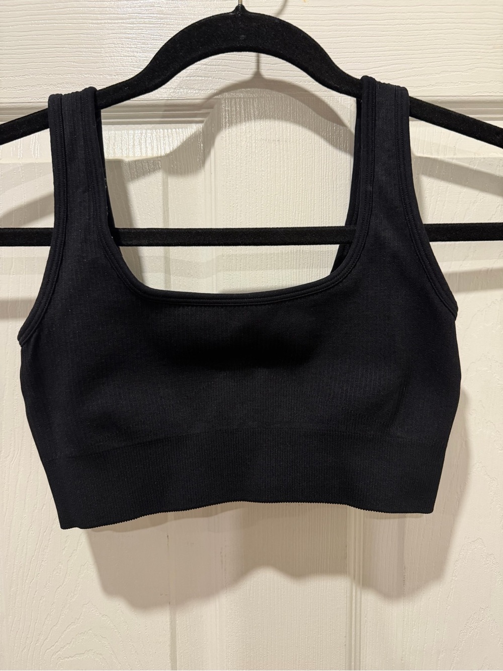 Amazon Black Seamless Scoop Neck Sports Bralette